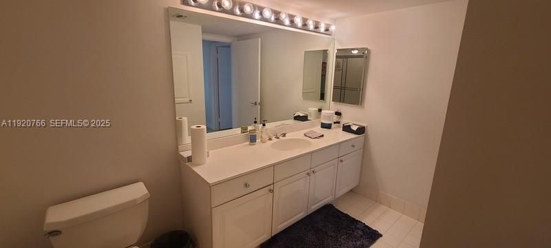 3600 Yacht Club Dr, Unit 1204, Aventura, FL 33180 Photo