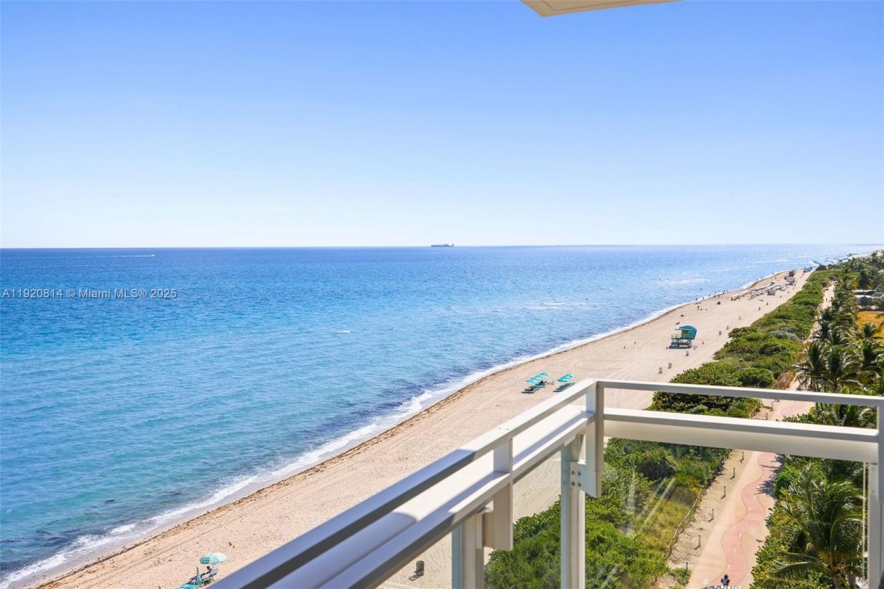 6801 Collins Ave, Unit 822(Door#), Miami Beach, FL 33141 Photo