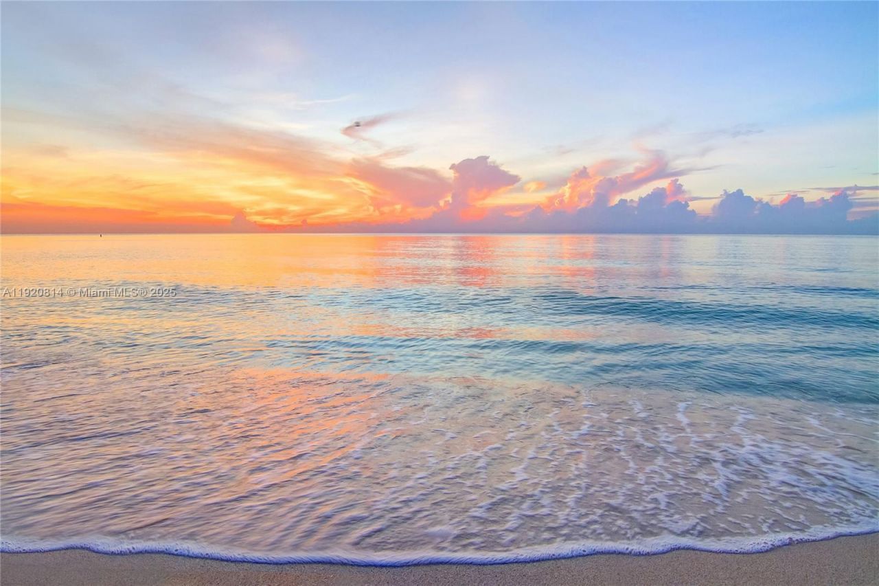 6801 Collins Ave, Unit 822(Door#), Miami Beach, FL 33141 Photo