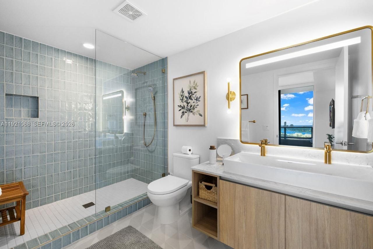 Please Call For Address, Unit 2416, Miami, FL 33132 Photo