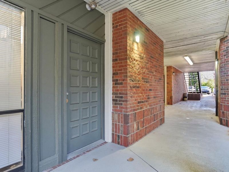 4700 Reed Road, Columbus, OH 43220 Photo 24