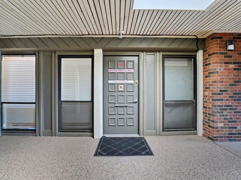 4700 Reed Road, Columbus, OH 43220 Photo 31