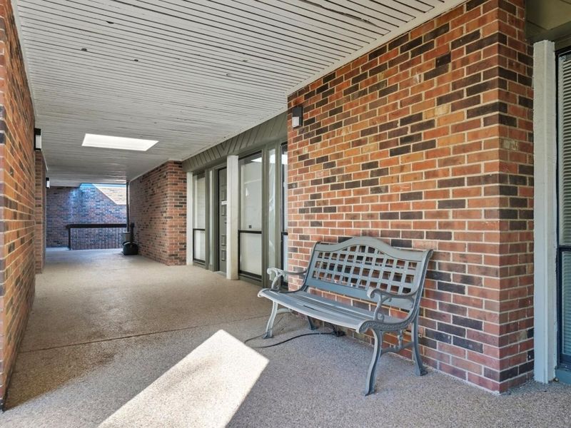 4700 Reed Road, Columbus, OH 43220 Photo 36