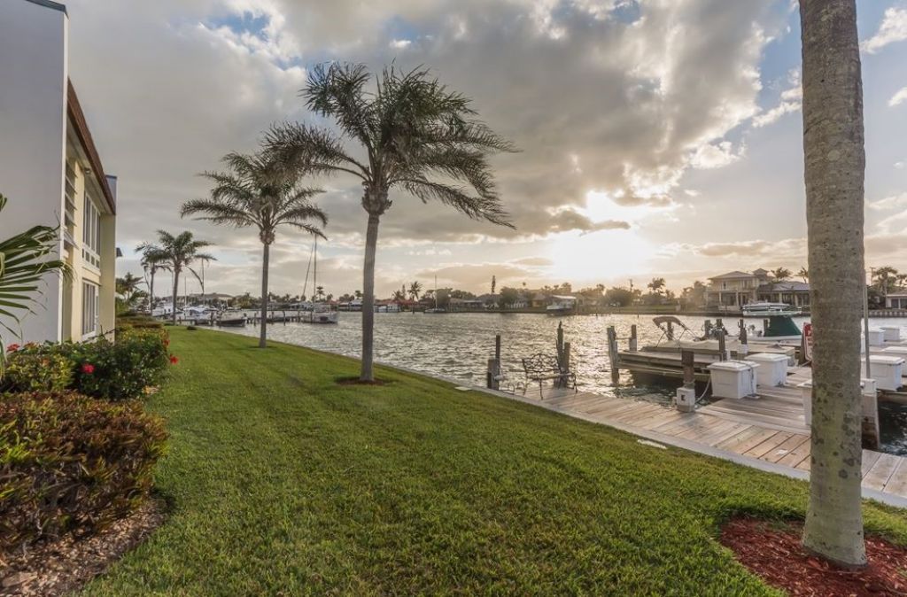 1315 Bayshore Drive, Unit 204, Fort Pierce, FL 34949 Photo