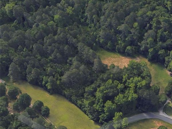 5830 Mill Creek Lane, Woodstock, GA 30188