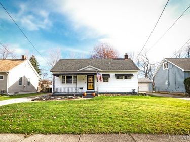 54 Covington Drive, West Seneca, NY 14220