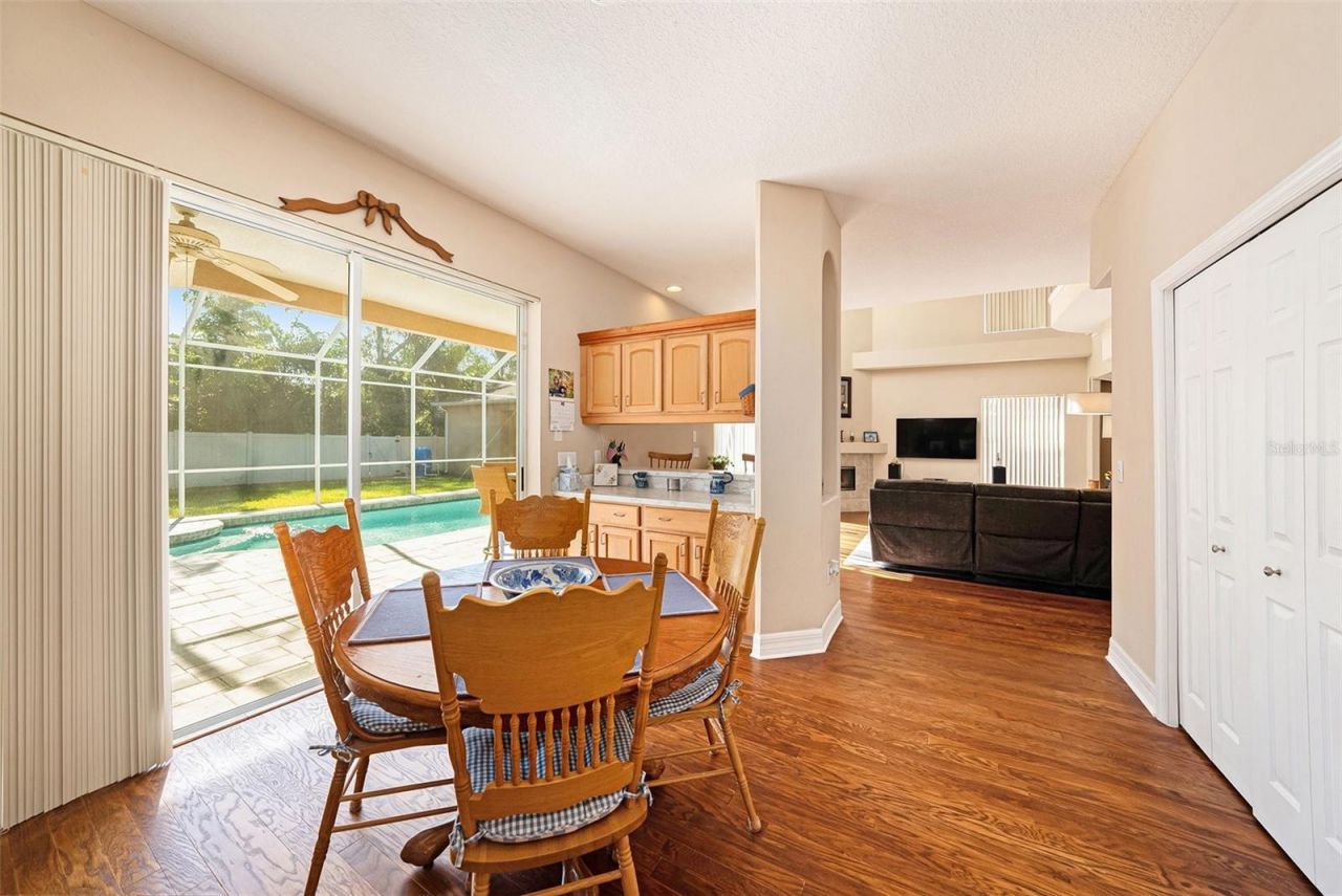 8805 Cross Landing Lane, Riverview, FL 33578 Photo