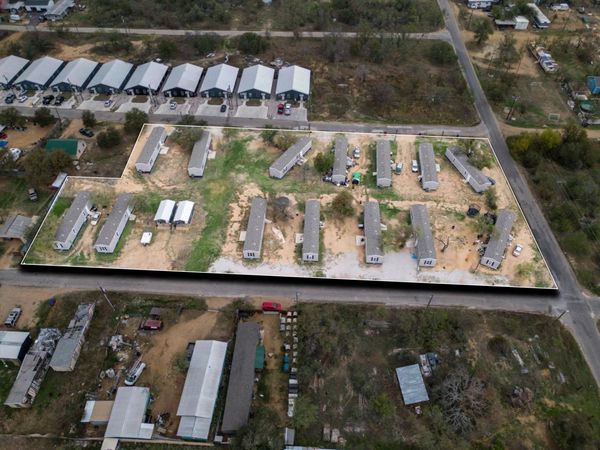 900 Odessa ST, Unit 1-16, Kingsland, TX 78639