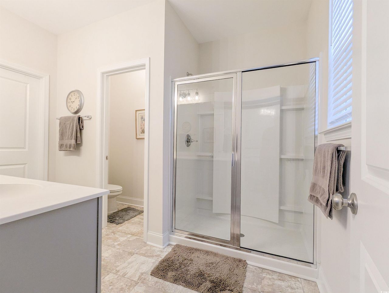 2052 Silver Island Way Photo 10