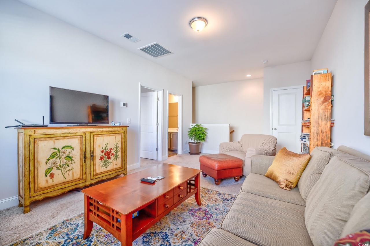 2052 Silver Island Way Photo 17