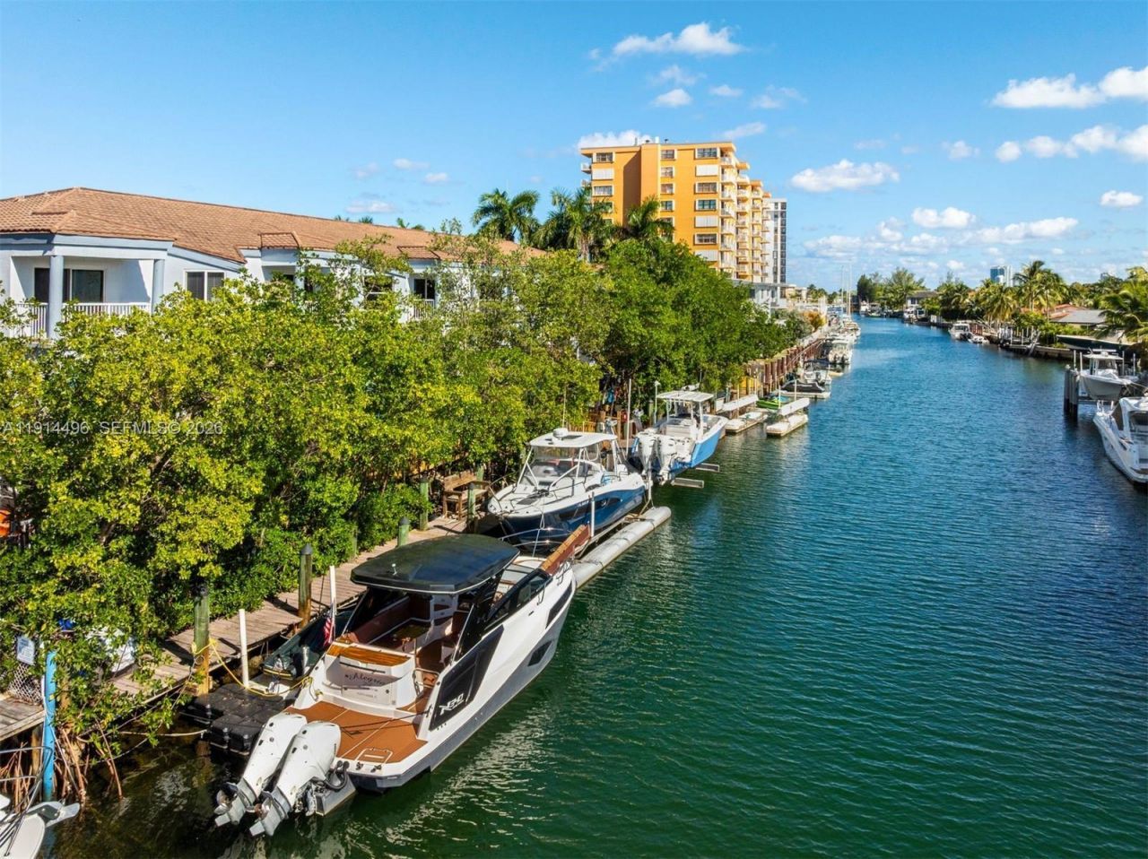 2404 NE 135th St, Unit 2404, North Miami, FL 33181 Photo