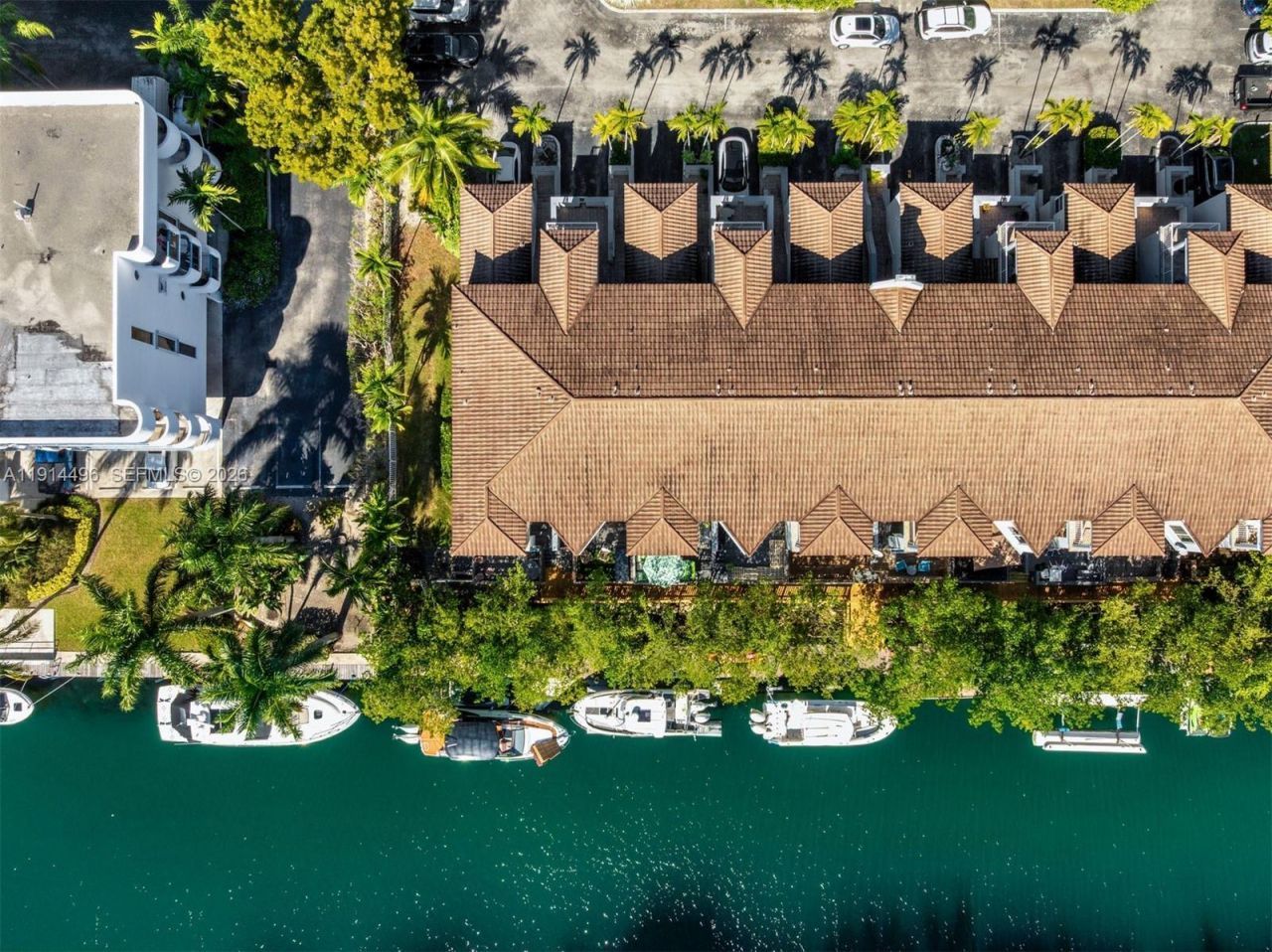 2404 NE 135th St, Unit 2404, North Miami, FL 33181 Photo