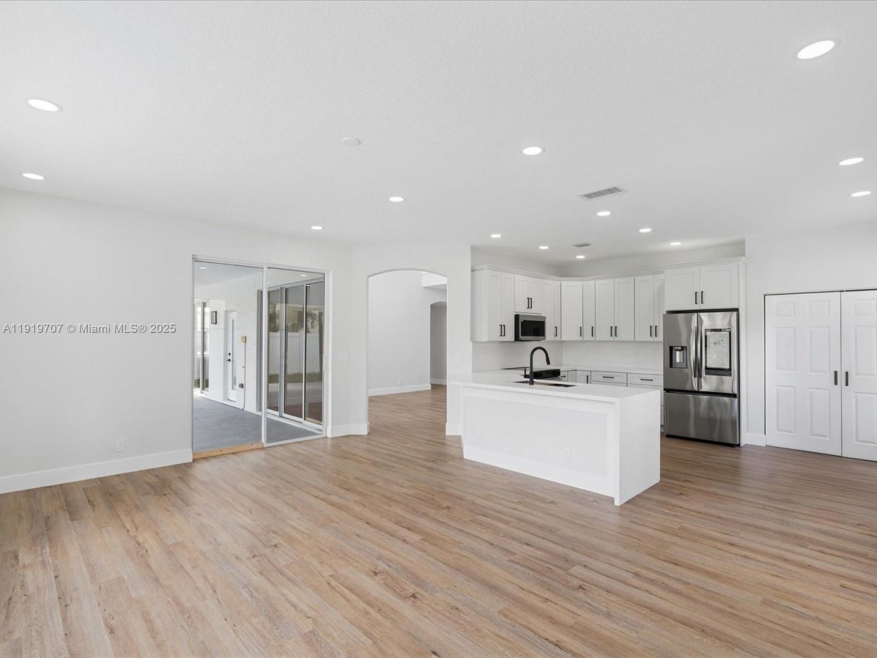 6758 Lake Nona Pl, Lake Worth, FL 33463 Photo