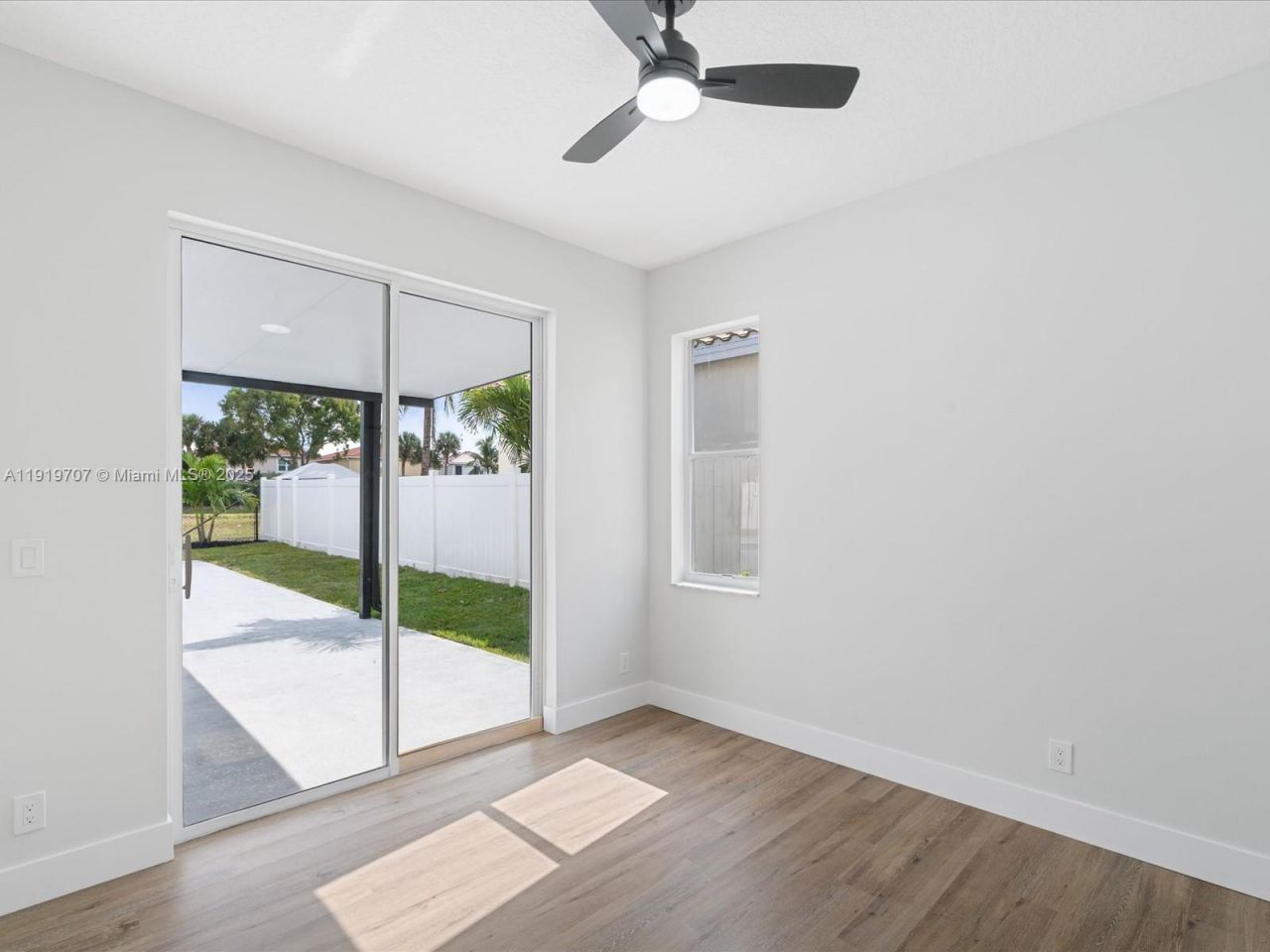 6758 Lake Nona Pl, Lake Worth, FL 33463 Photo