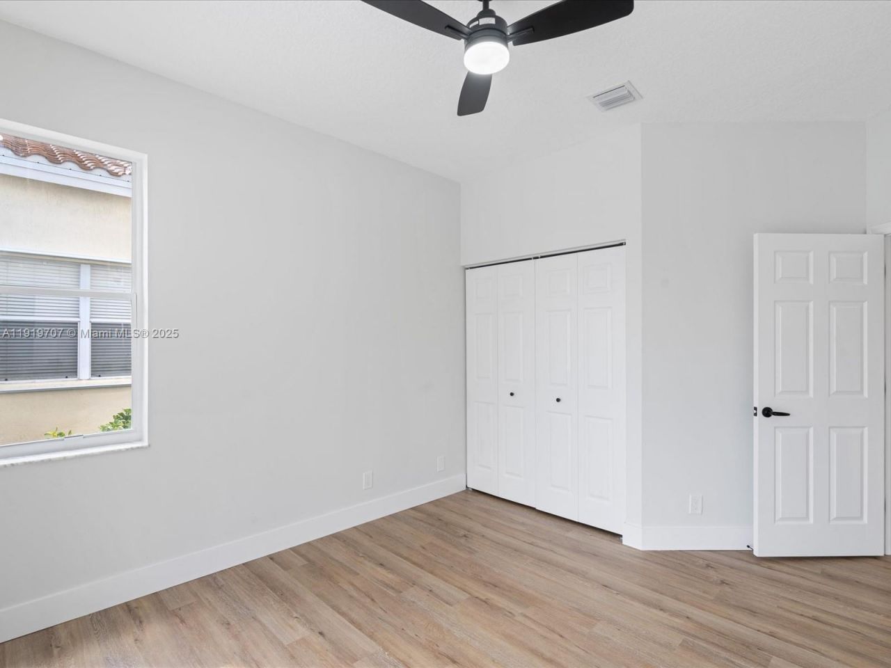 6758 Lake Nona Pl, Lake Worth, FL 33463 Photo