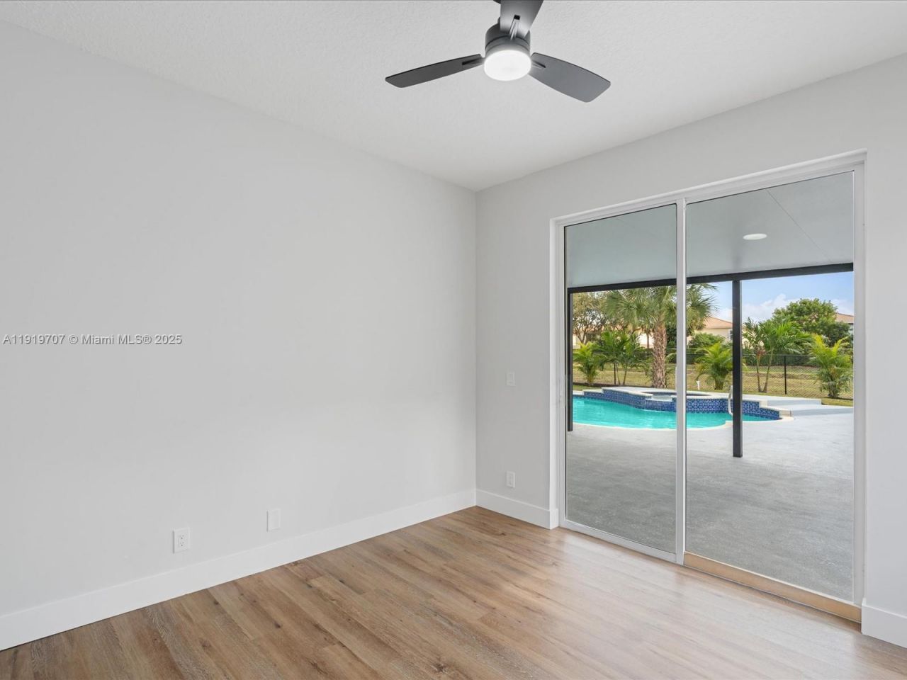 6758 Lake Nona Pl, Lake Worth, FL 33463 Photo