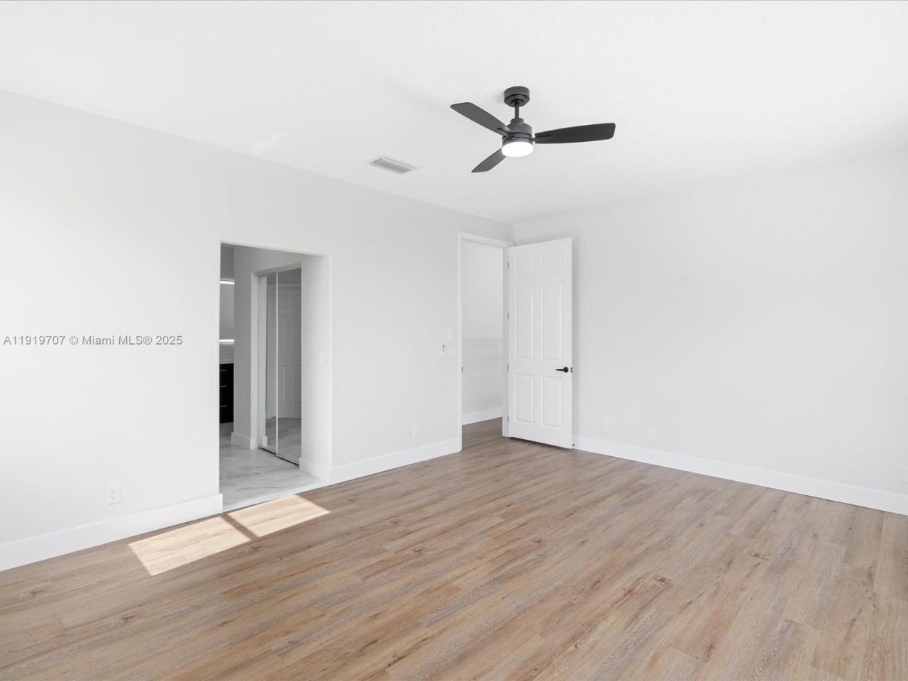 6758 Lake Nona Pl, Lake Worth, FL 33463 Photo