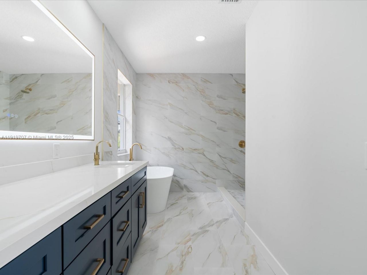 6758 Lake Nona Pl, Lake Worth, FL 33463 Photo