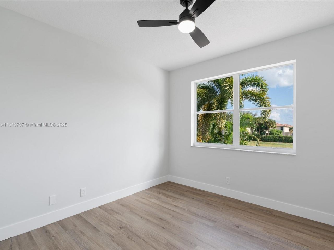 6758 Lake Nona Pl, Lake Worth, FL 33463 Photo
