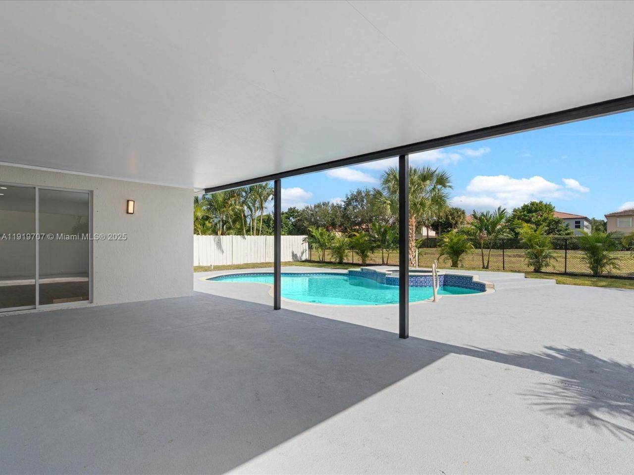 6758 Lake Nona Pl, Lake Worth, FL 33463 Photo