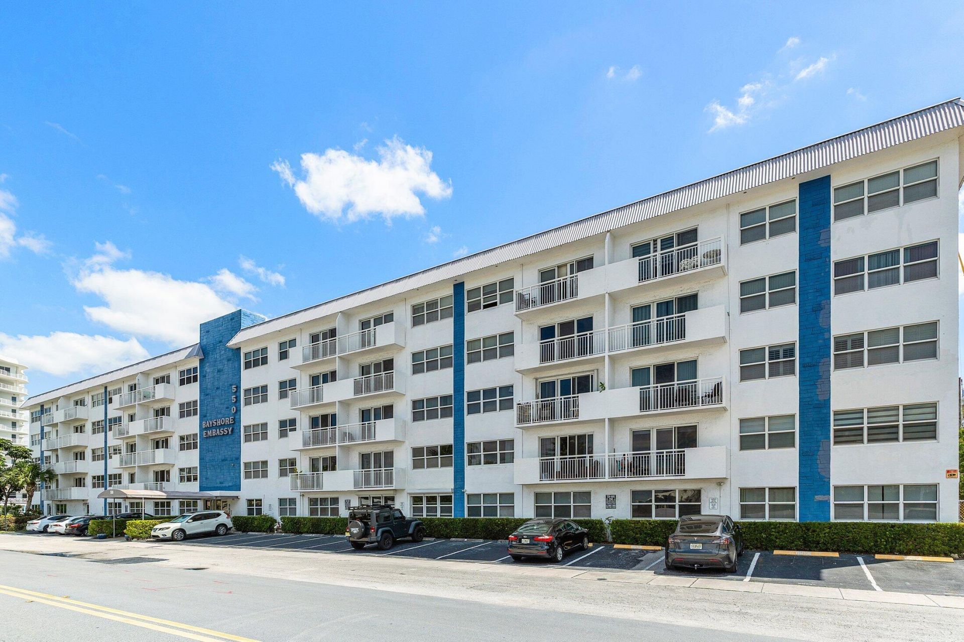 550 Bayshore Drive, Unit 506, Fort Lauderdale, FL 33304 Photo