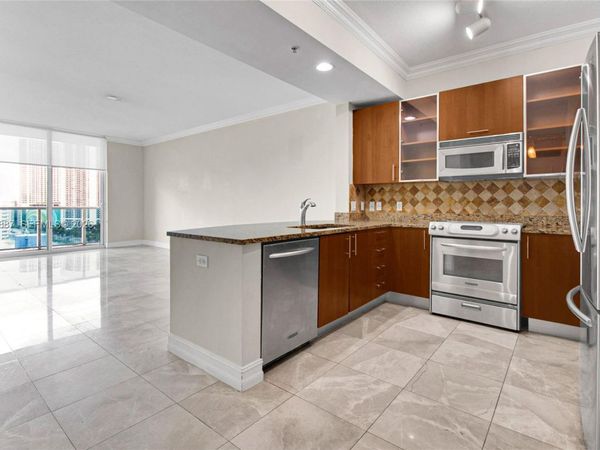 1945 S Ocean Dr, Unit 1410, Hallandale Beach, FL 33009