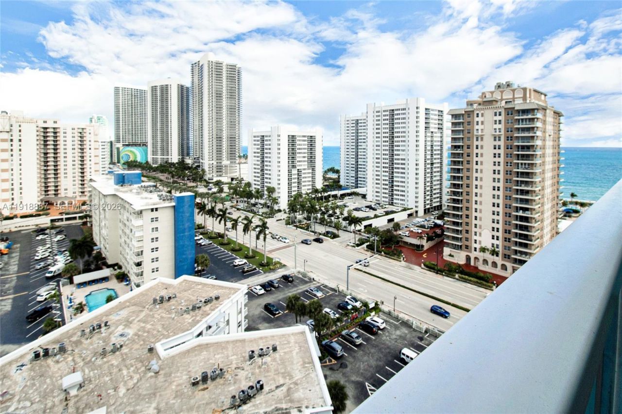1945 S Ocean Dr, Unit 1410, Hallandale Beach, FL 33009 Photo