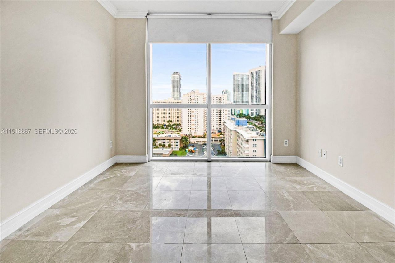 1945 S Ocean Dr, Unit 1410, Hallandale Beach, FL 33009 Photo