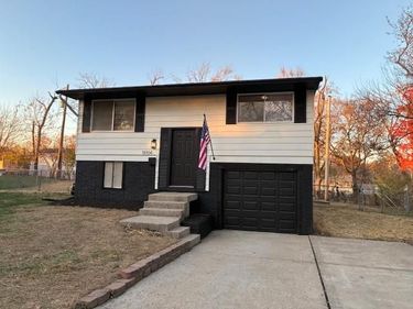 18104 E 17th Street, Independence, MO 64058