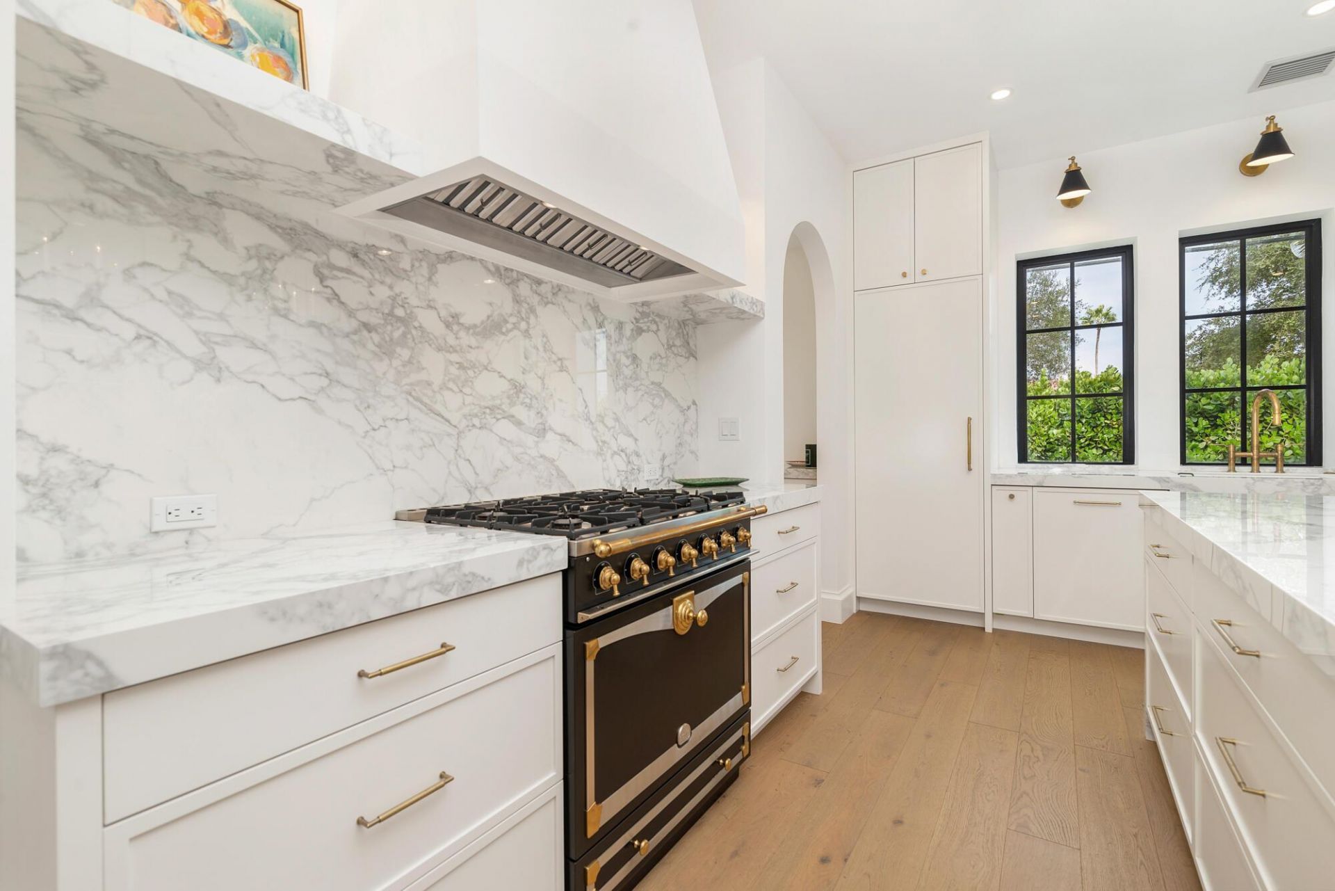 302 E Lakewood Road, West Palm Beach, FL 33405 Photo