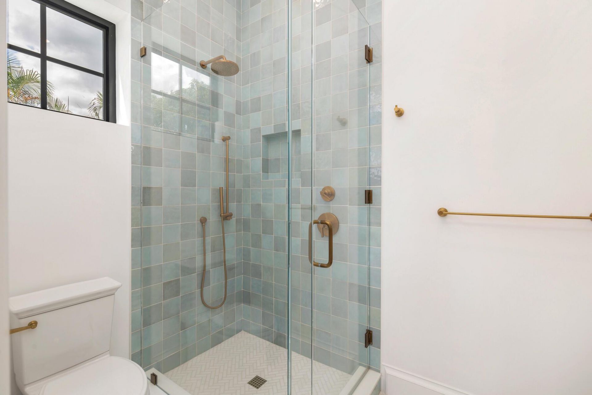 302 E Lakewood Road, West Palm Beach, FL 33405 Photo