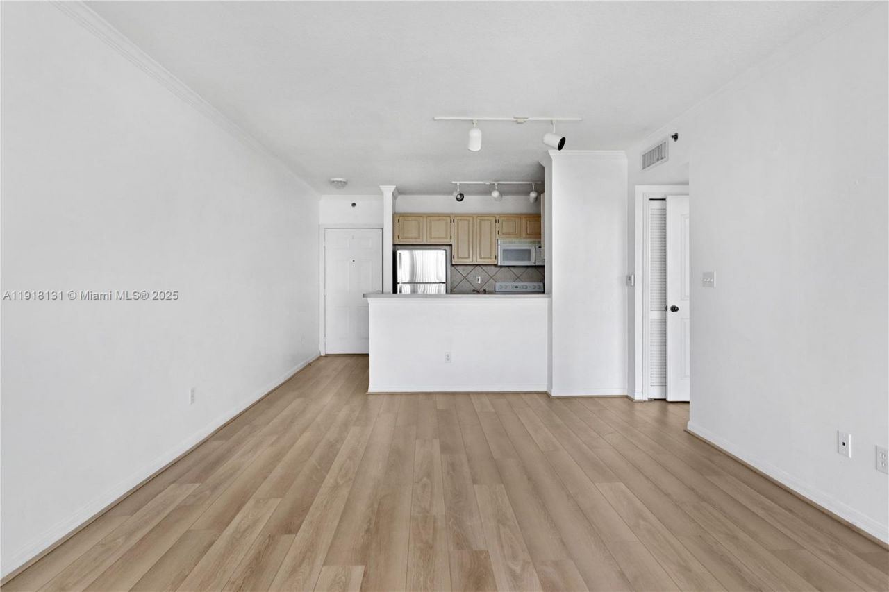 2665 SW 37th Ave, Unit 908, Miami, FL 33133 Photo