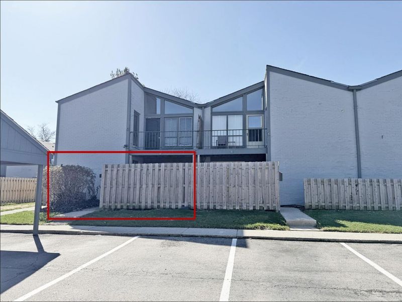 4710 Charecote Lane, Unit D, Columbus, OH 43220 Photo 1