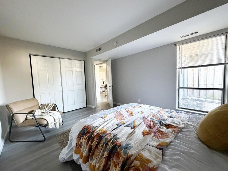 4710 Charecote Lane, Unit D, Columbus, OH 43220 Photo 9