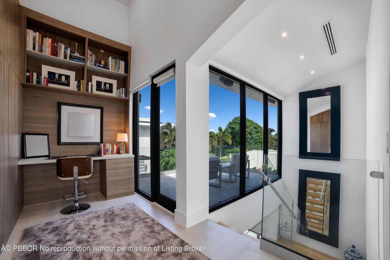 4444 Washington Road, West Palm Beach, FL 33405 Photo