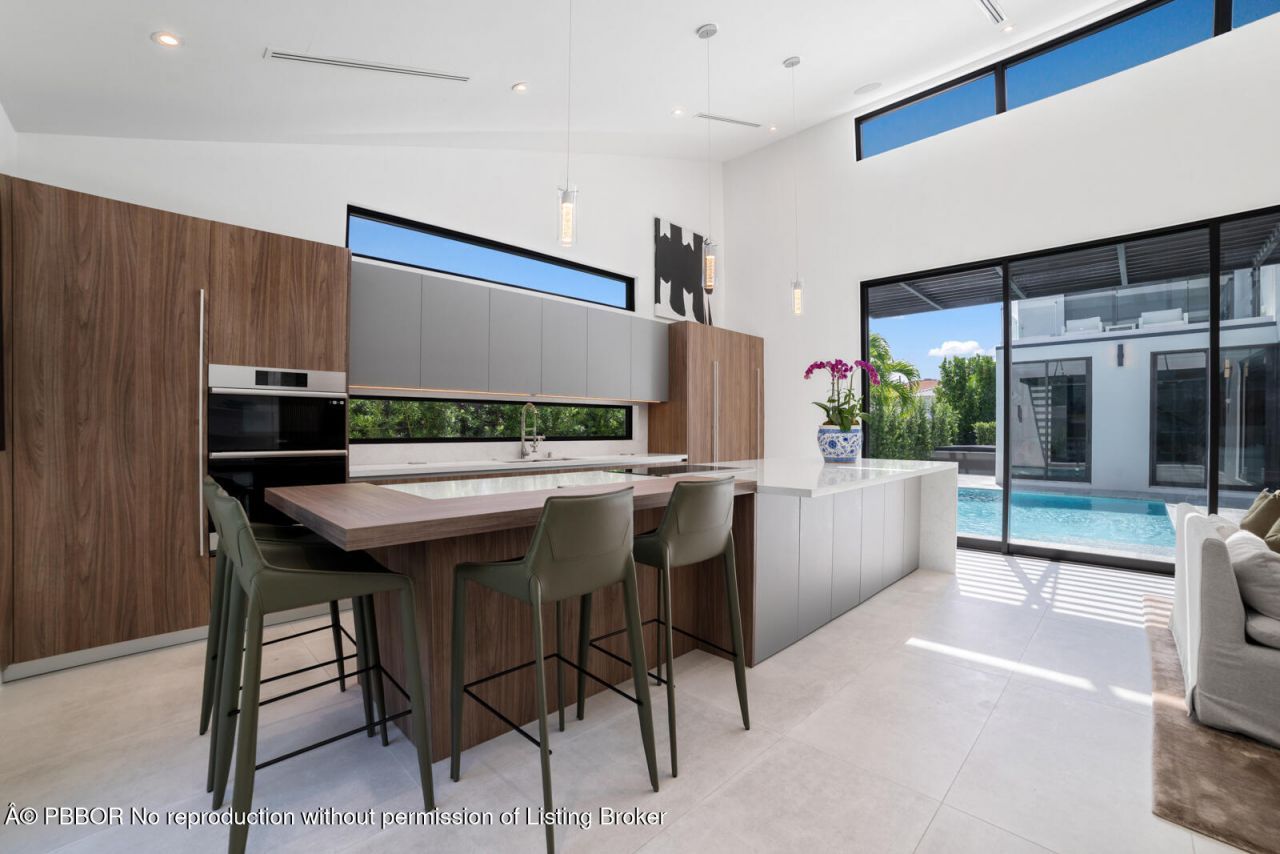 4444 Washington Road, West Palm Beach, FL 33405 Photo