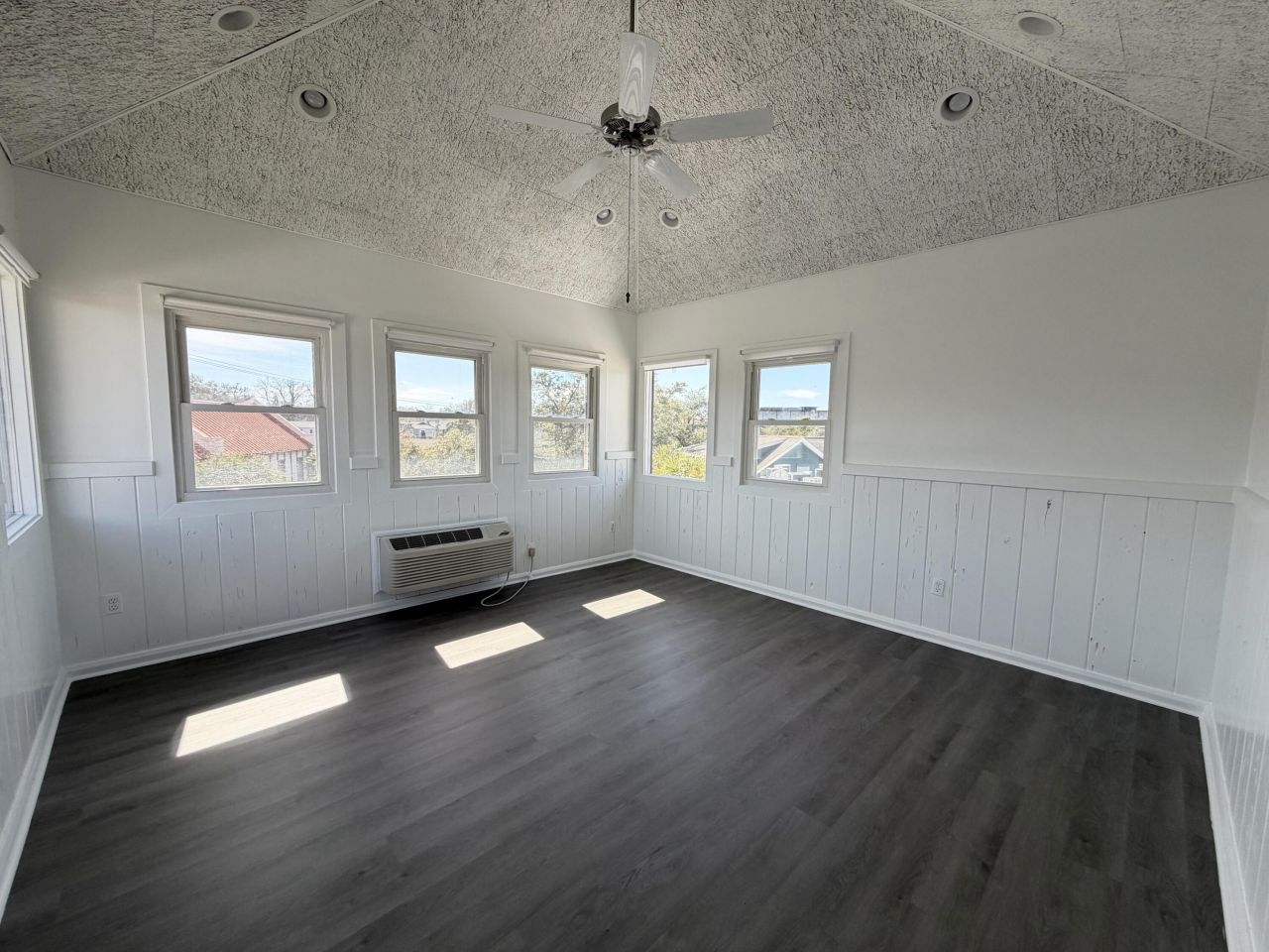 510 Mill Street Photo 8