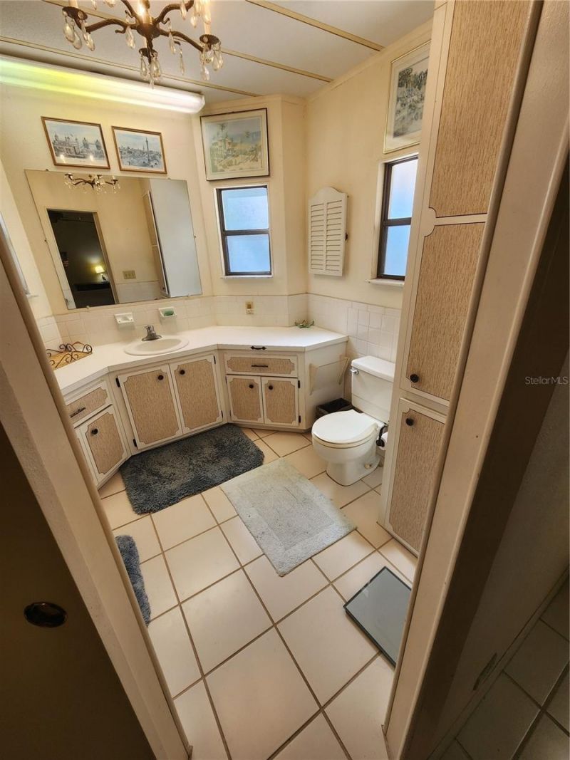 808 53rd Avenue E, Unit 301, Bradenton, FL 34203 Photo