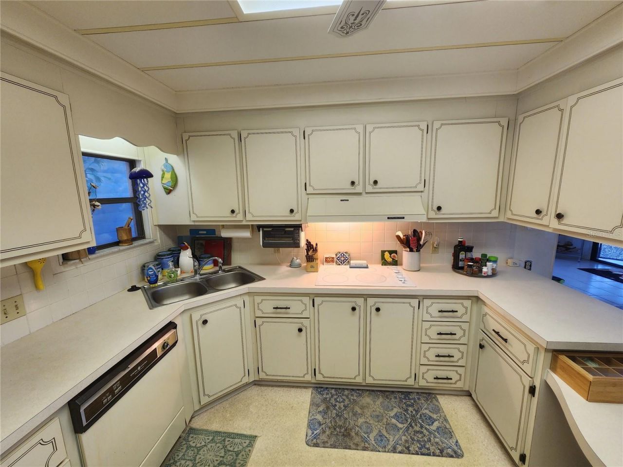 808 53rd Avenue E, Unit 301, Bradenton, FL 34203 Photo