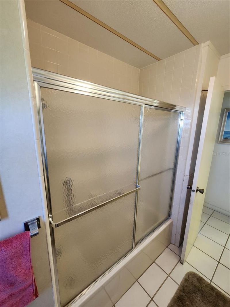 808 53rd Avenue E, Unit 301, Bradenton, FL 34203 Photo