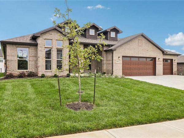 16564 W 166th Court, Olathe, KS 66062