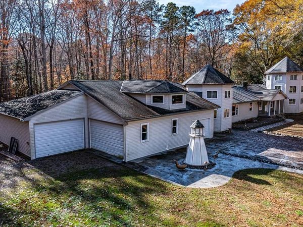 1741 Taylors Creek Road, WEEMS, VA 22576