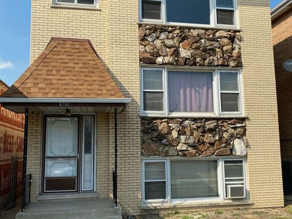 6742 W 63rd Street, Unit 1, Chicago, IL 60638