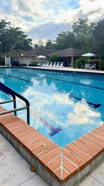 3960 Oaks Clubhouse Drive, Unit 502, Pompano Beach, FL 33069 Photo