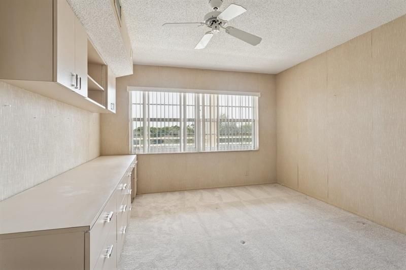 3960 Oaks Clubhouse Drive, Unit 502, Pompano Beach, FL 33069 Photo