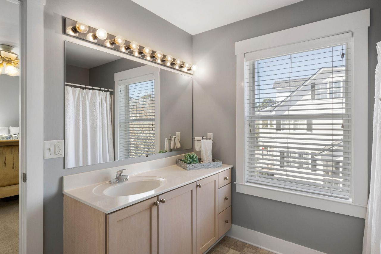 780 Post Oak Drive Photo 24