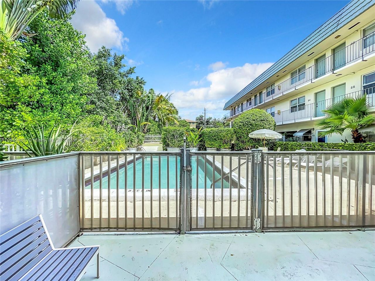 651 NE 60th St, Unit 12, Miami, FL 33137 Photo