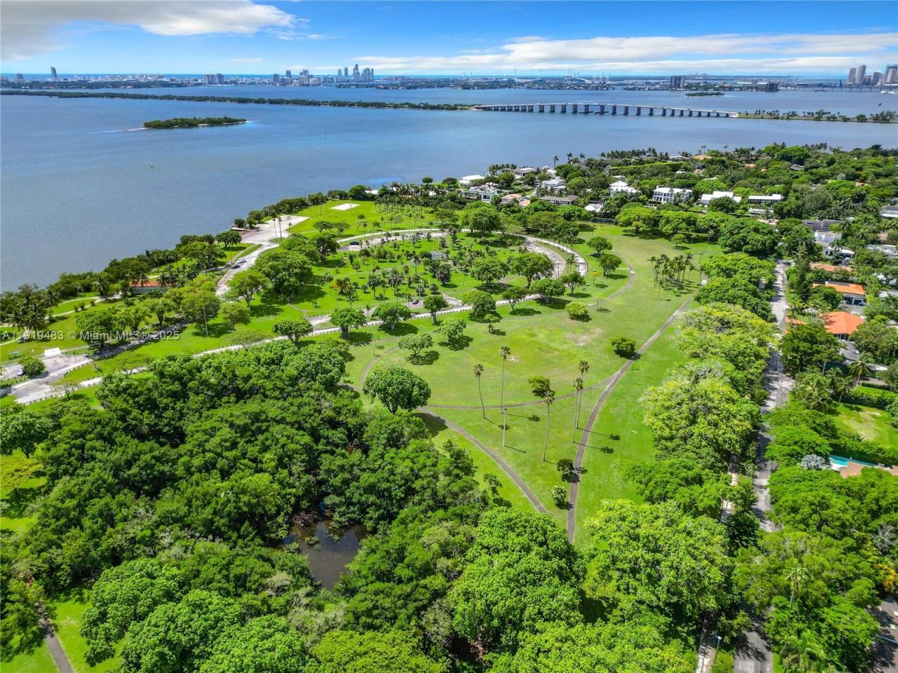 651 NE 60th St, Unit 12, Miami, FL 33137 Photo