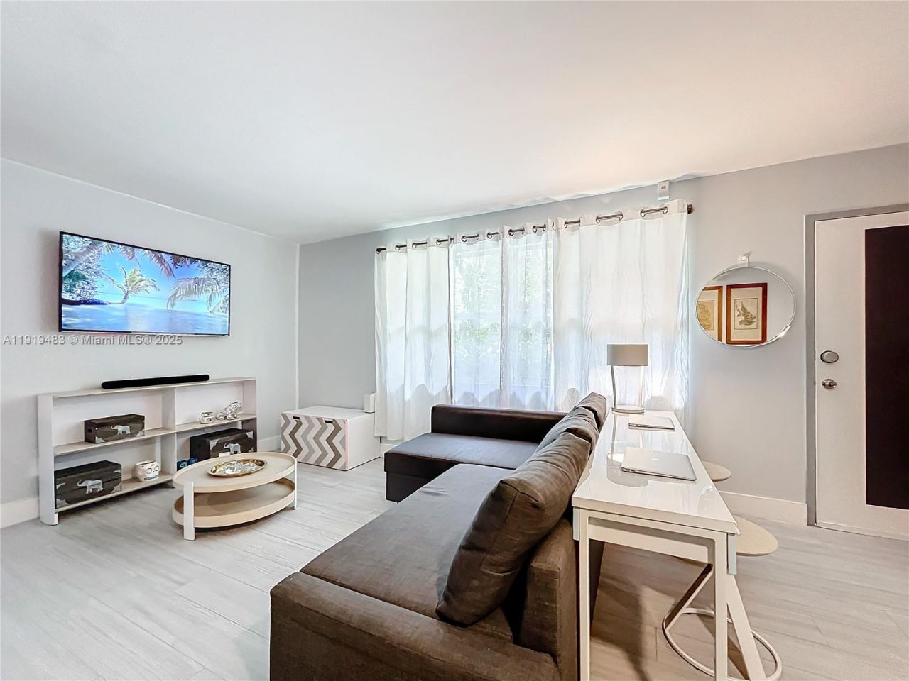 651 NE 60th St, Unit 12, Miami, FL 33137 Photo