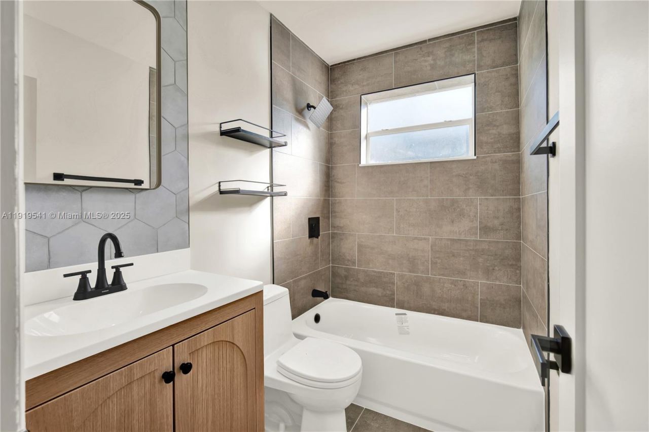 131 NE 18th St, Homestead, FL 33030 Photo